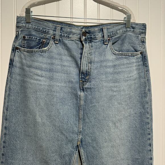 Levis Premium Denim Maxi Skirt Front Slit Size 32 - Picture 3 of 7